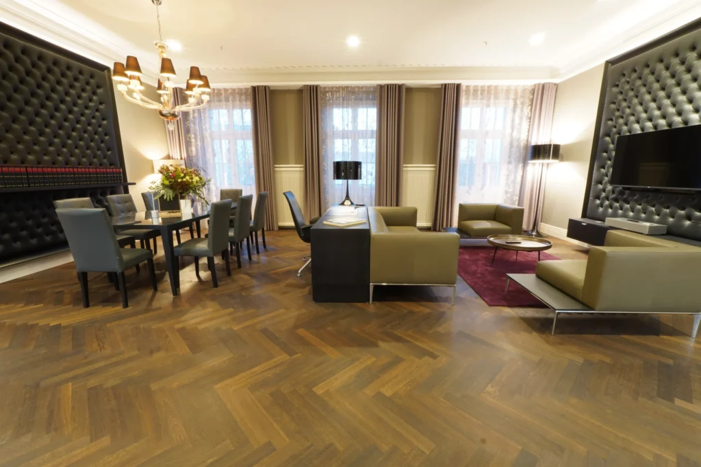 009_Brockhaus Suite Wohnzimmer 1